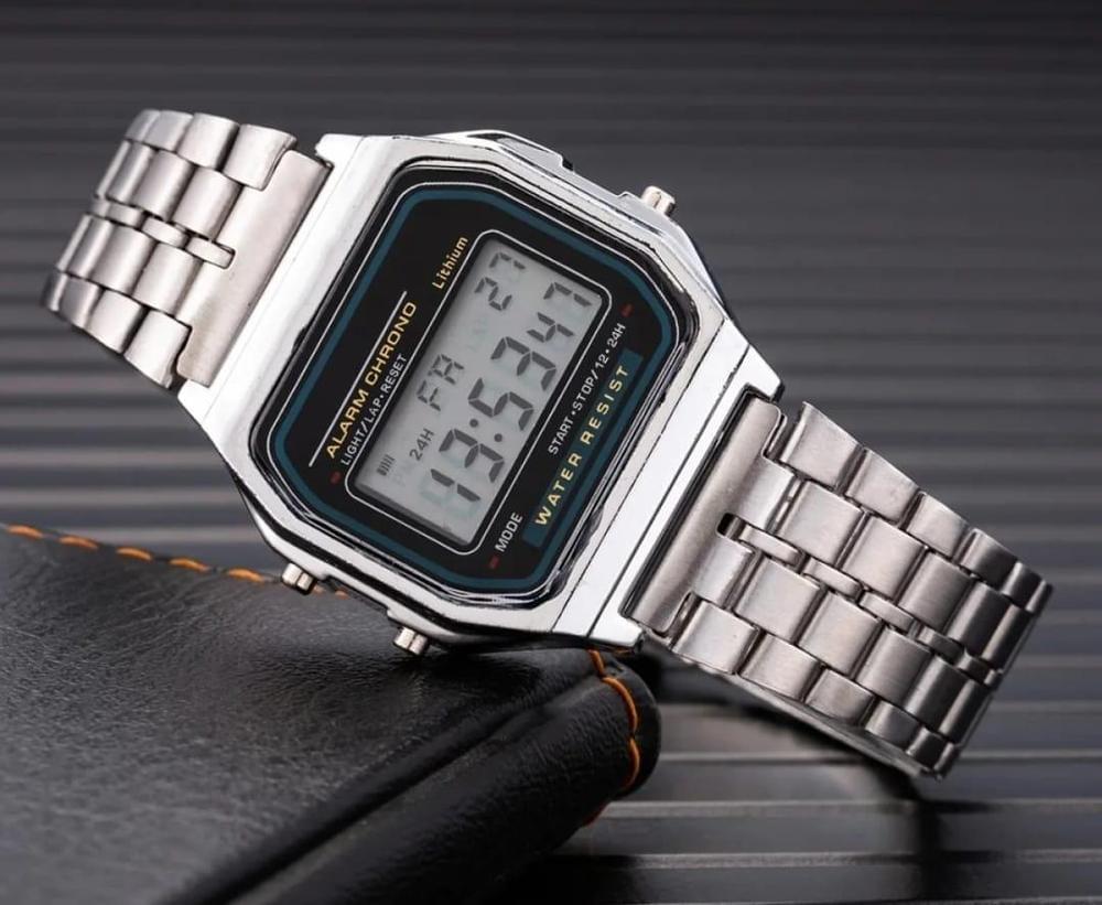 Men's wrist watch